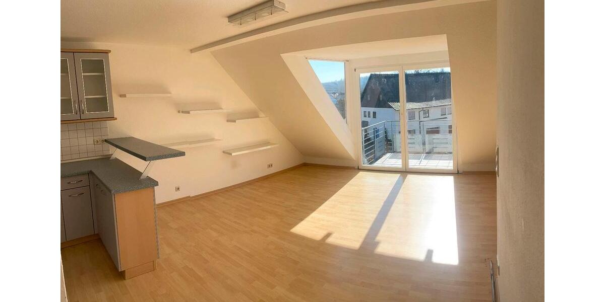 Maisonettenwohnung Singen (Hohentwiel) - 2 Zimmer, 56 m&sup2;, 735&euro; | Angebot:24851875