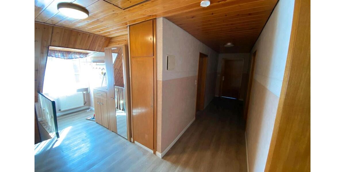 Etagenwohnung Apen - 4 Zimmer, 110 m&sup2;, 900&euro; | Angebot:25919874