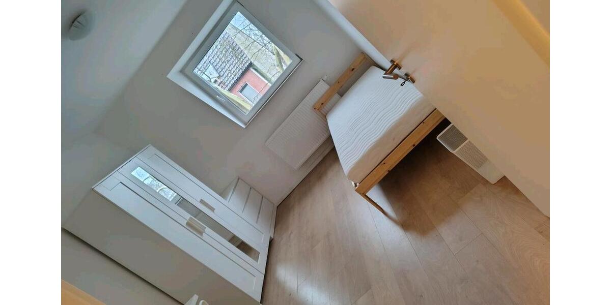 Wohnen auf Zeit Mülheim an der Ruhr Heißen - 1 Zimmer, 15 m&sup2;, 424&euro; | Angebot:24822232