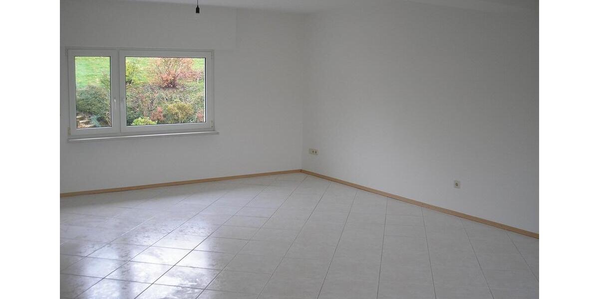 Etagenwohnung Wipperfürth - 3 Zimmer, 86 m&sup2;, 750&euro; | Angebot:26122531