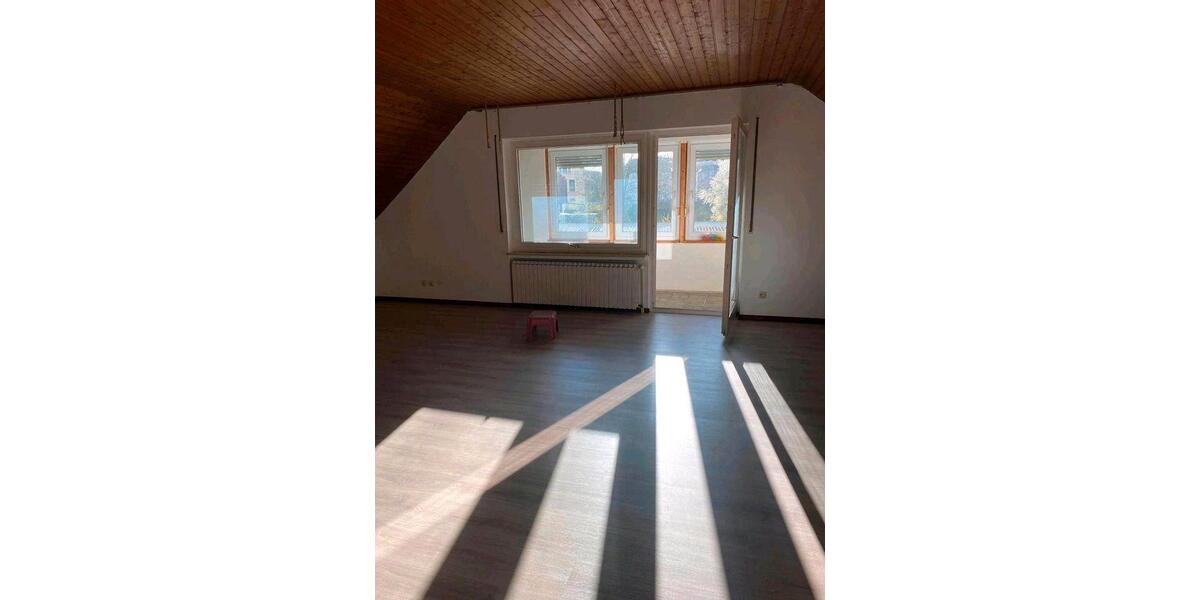 Einfamilienhaus Melle - 7 Zimmer, 190 m&sup2;, 1.500&euro; | Angebot:26582102