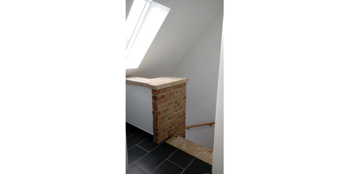 Dachgeschoßwohnung Moormerland - 3 Zimmer, 89 m&sup2;, 850&euro; | Angebot:25884000