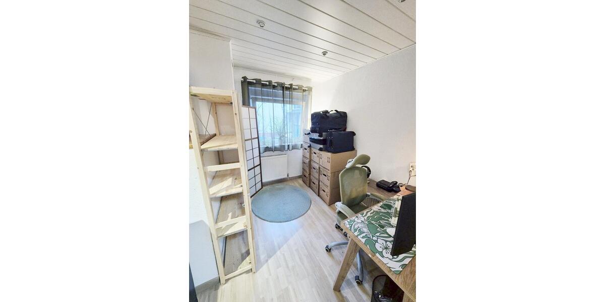 Hochparterre Hattersheim am Main - 3 Zimmer, 85 m&sup2;, 1.250&euro; | Angebot:25052923