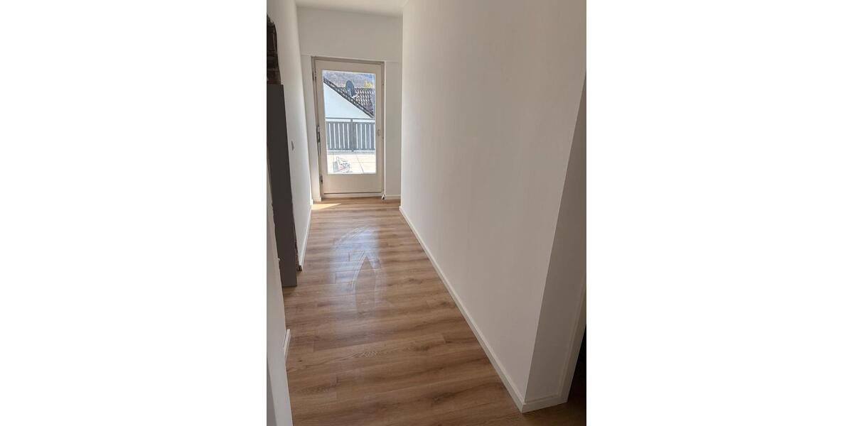 Etagenwohnung Lahntal - 3 Zimmer, 90 m&sup2;, 980&euro; | Angebot:26047264