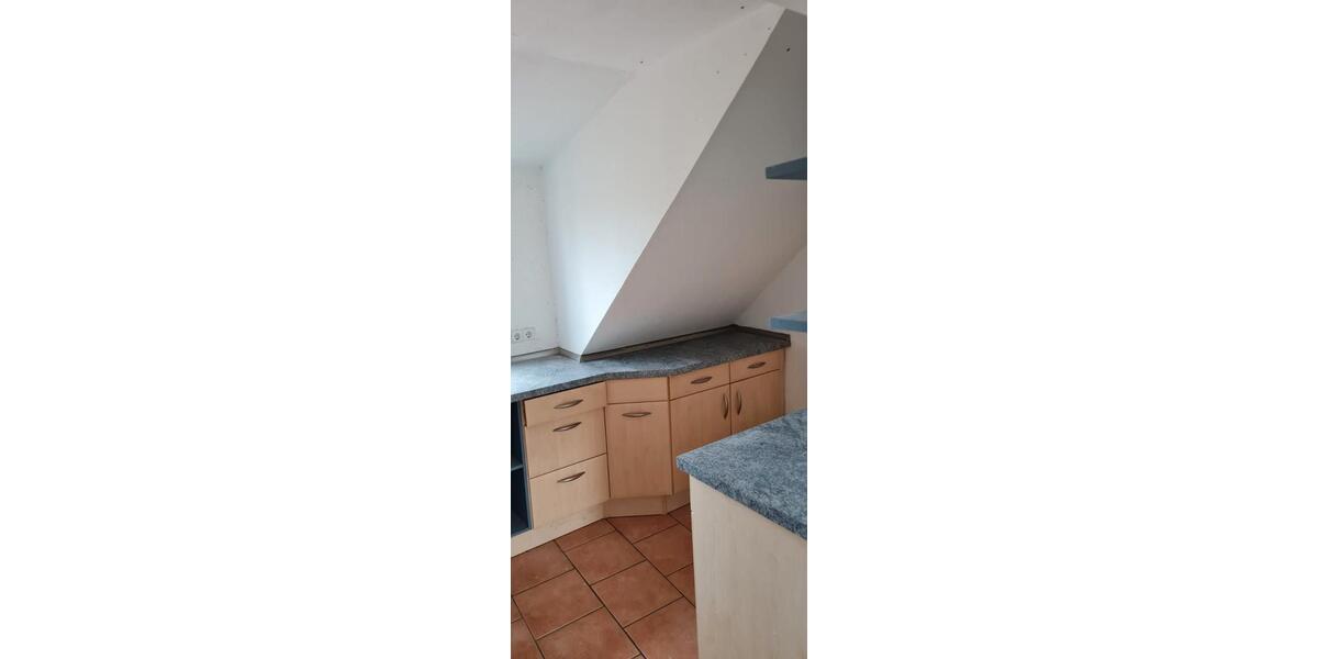 Dachgeschoßwohnung Eschenbach - 4 Zimmer, 79 m&sup2;, 900&euro; | Angebot:26547360