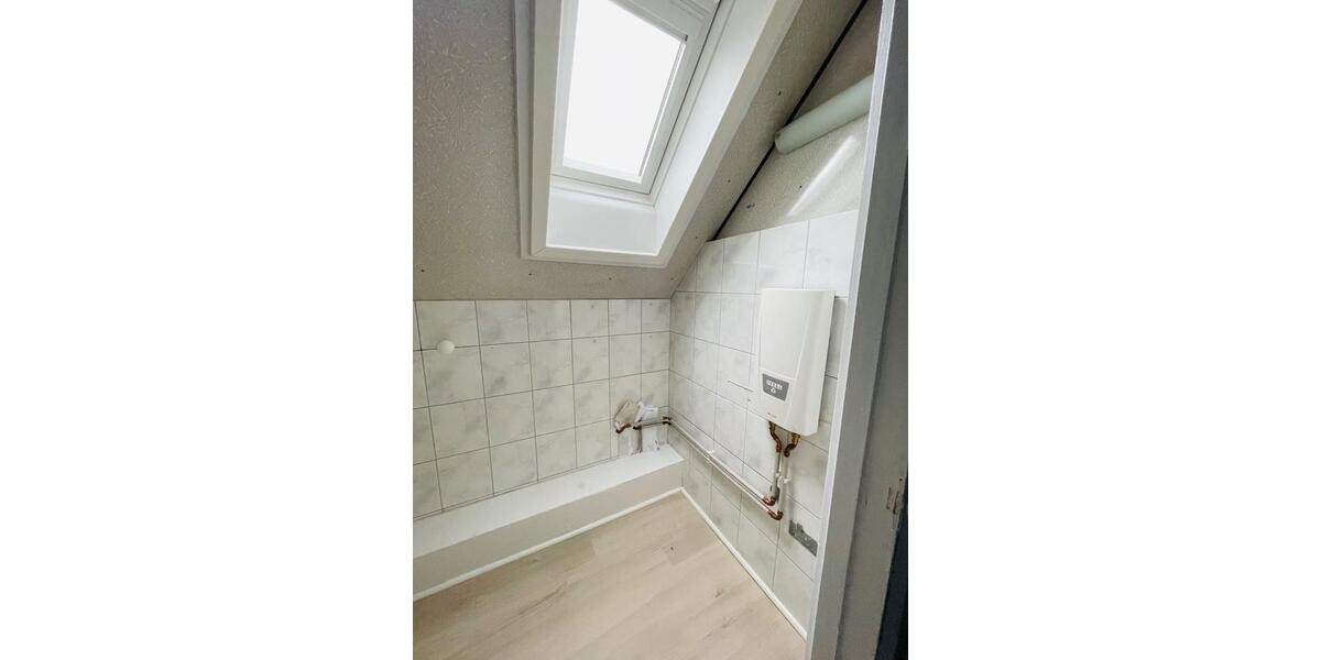 Etagenwohnung Hemmoor - 4 Zimmer, 107 m&sup2;, 925&euro; | Angebot:24837775