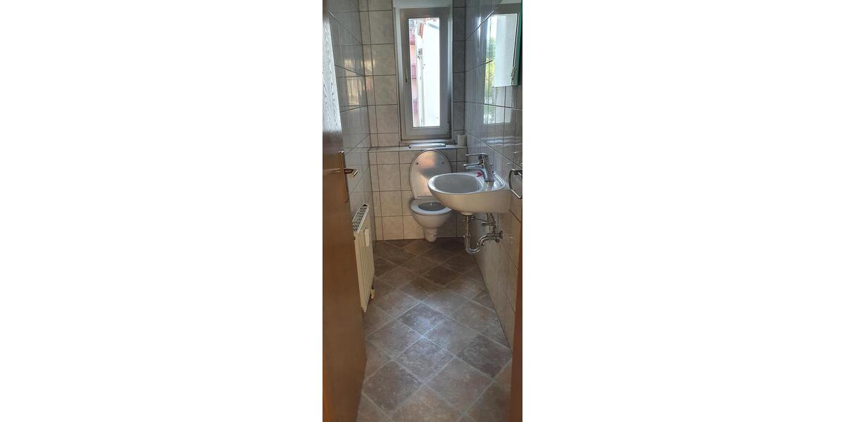 Etagenwohnung Oelsnitz (Vogtland) - 3 Zimmer, 76 m&sup2;, 390&euro; | Angebot:24875895