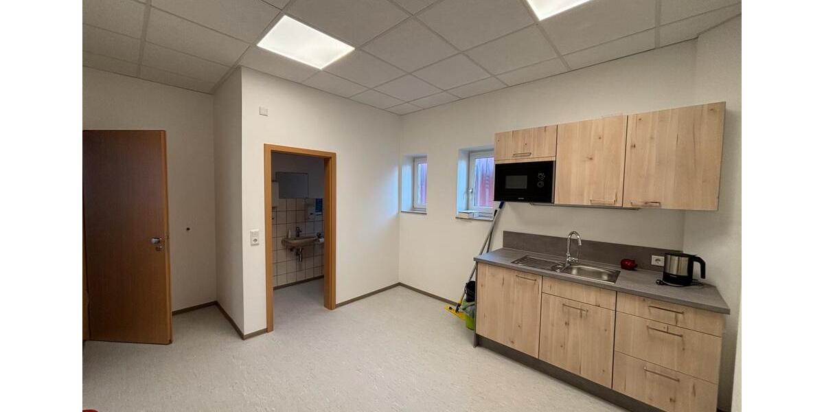 Gewerbeobjekt Sugenheim Deutenheim - 880&euro; | Angebot:25834027