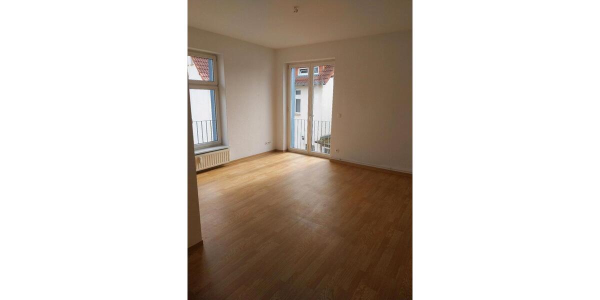 Etagenwohnung Dargun - 3 Zimmer, 75 m&sup2;, 450&euro; | Angebot:26022814