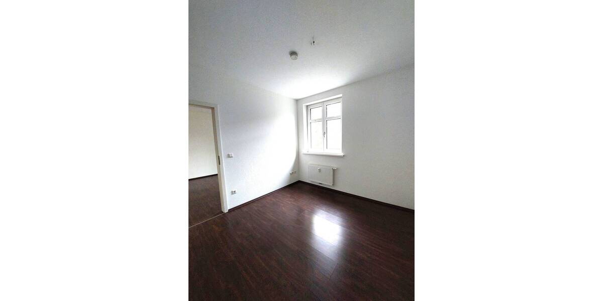 Etagenwohnung Dessau-Roßlau Kochstedt - 2 Zimmer, 37 m&sup2;, 305&euro; | Angebot:26155298