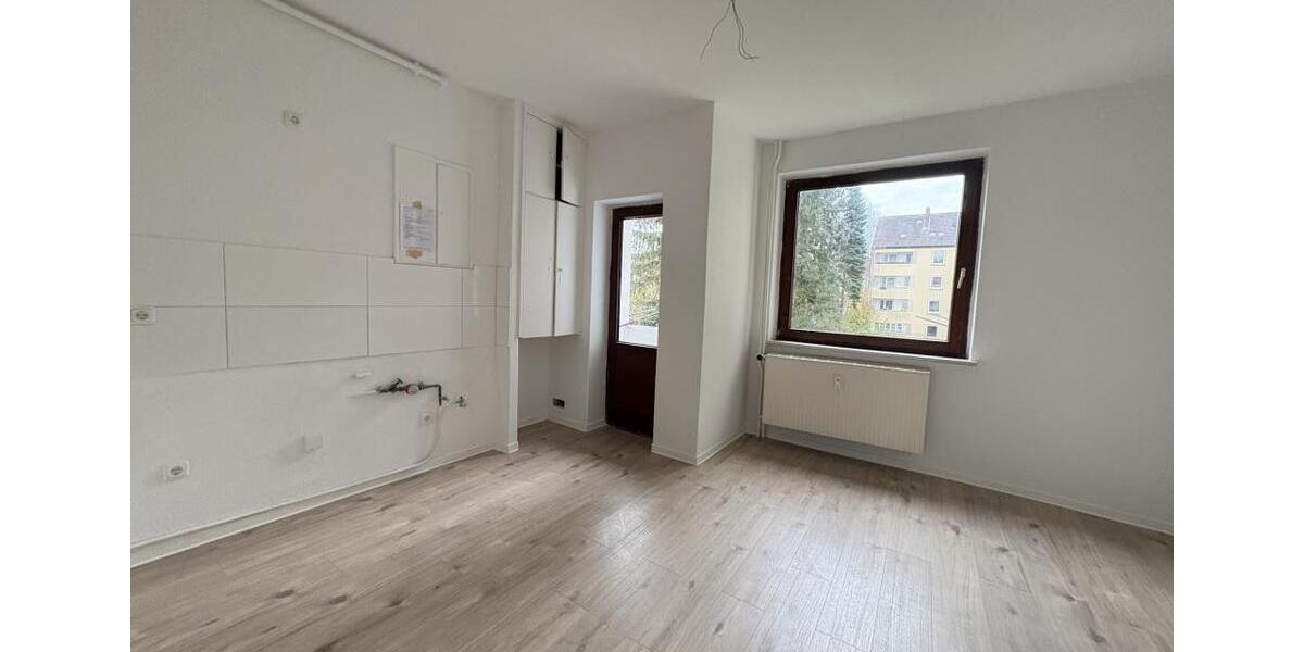 Etagenwohnung Bremerhaven - 3 Zimmer, 64 m&sup2;, 389&euro; | Angebot:26543591