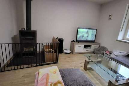 Wohnung Erdweg - 2 Zimmer, 50 m&sup2;, 420&euro; | Angebot:25273978