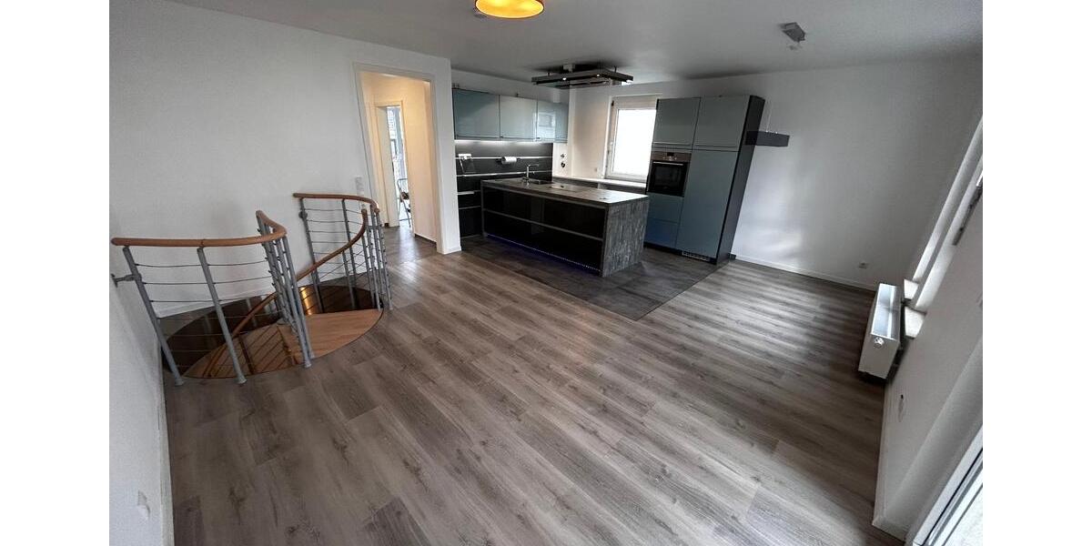 Etagenwohnung Griesheim - 3 Zimmer, 85 m&sup2;, 1.250&euro; | Angebot:24730531