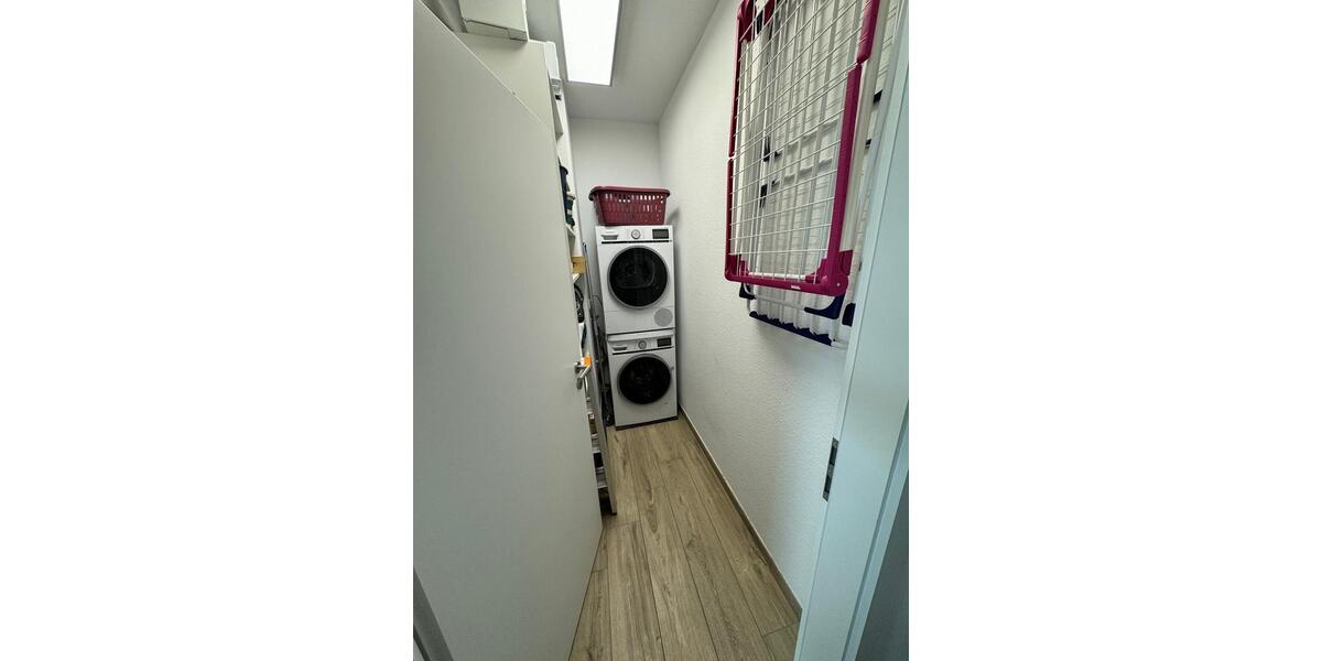 Einfamilienhaus Laichingen - 3.5 Zimmer, 99 m&sup2;, 1.400&euro; | Angebot:26619596