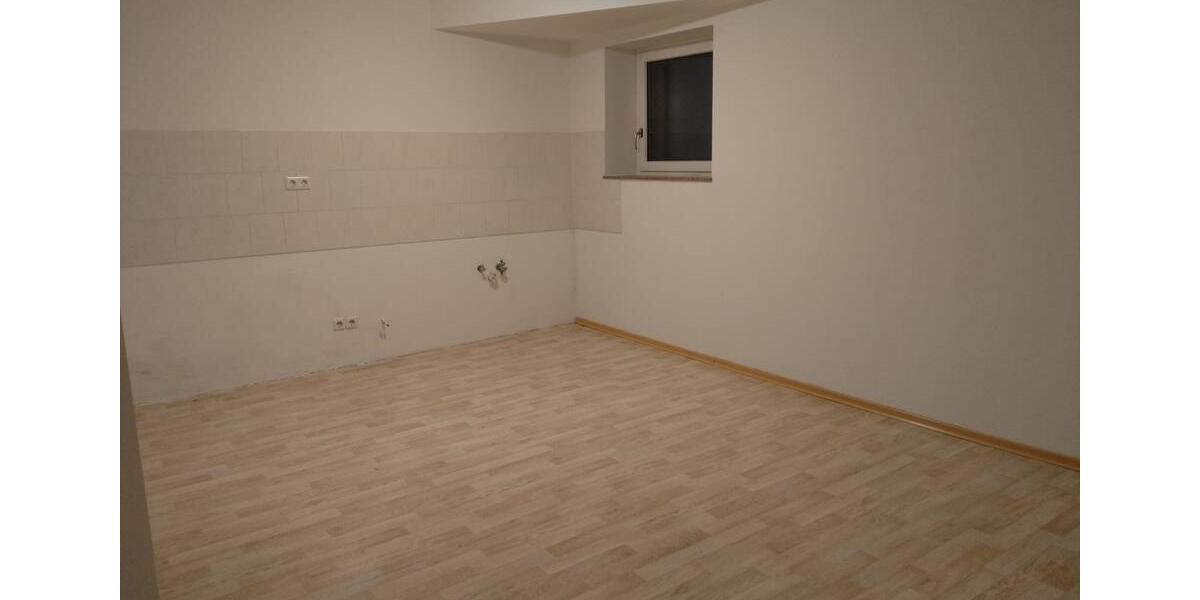 Etagenwohnung Zeulenroda-Triebes Triebes - 4 Zimmer, 104 m&sup2;, 830&euro; | Angebot:25151211
