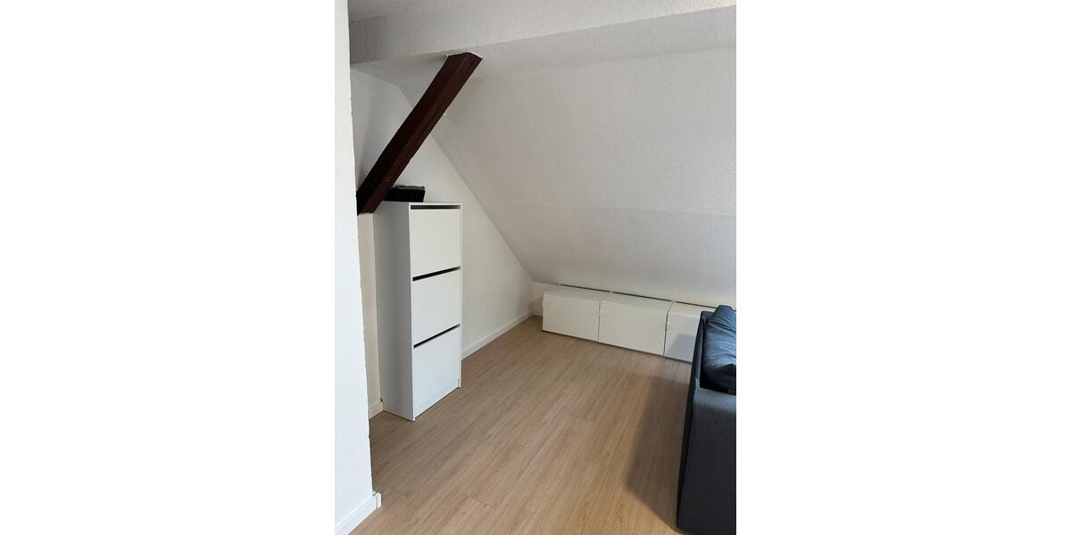 Dachgeschoßwohnung Altenstadt - 3.5 Zimmer, 70 m&sup2;, 750&euro; | Angebot:25048988