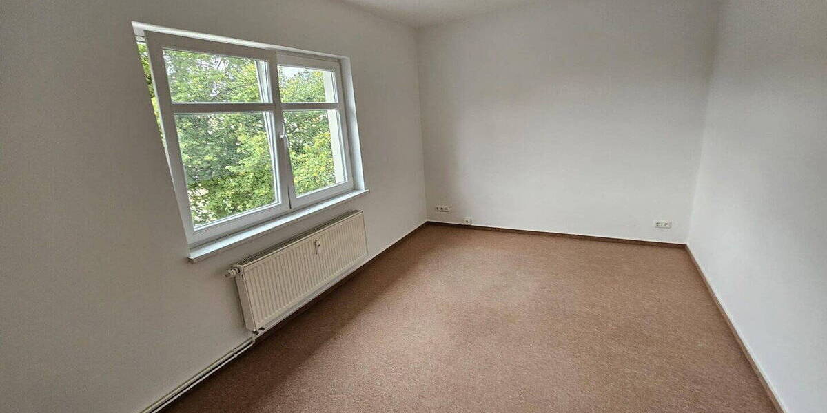 Etagenwohnung Eberswalde Finow - 4 Zimmer, 105 m&sup2;, 1.160&euro; | Angebot:26500073