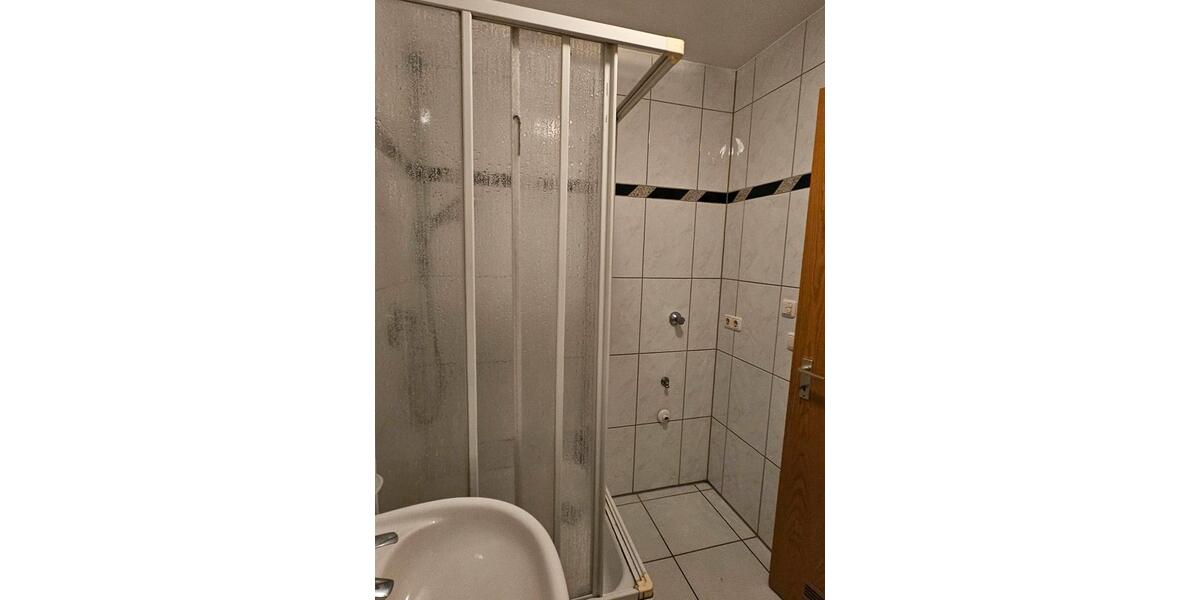 Etagenwohnung Duisburg Walsum - 1 Zimmer, 32 m&sup2;, 430&euro; | Angebot:25257671