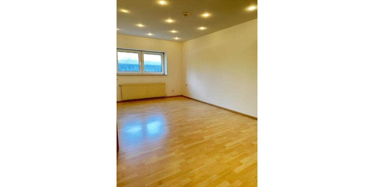 Etagenwohnung Pfungstadt - 2 Zimmer, 70 m&sup2;, 740&euro; | Angebot:26216093