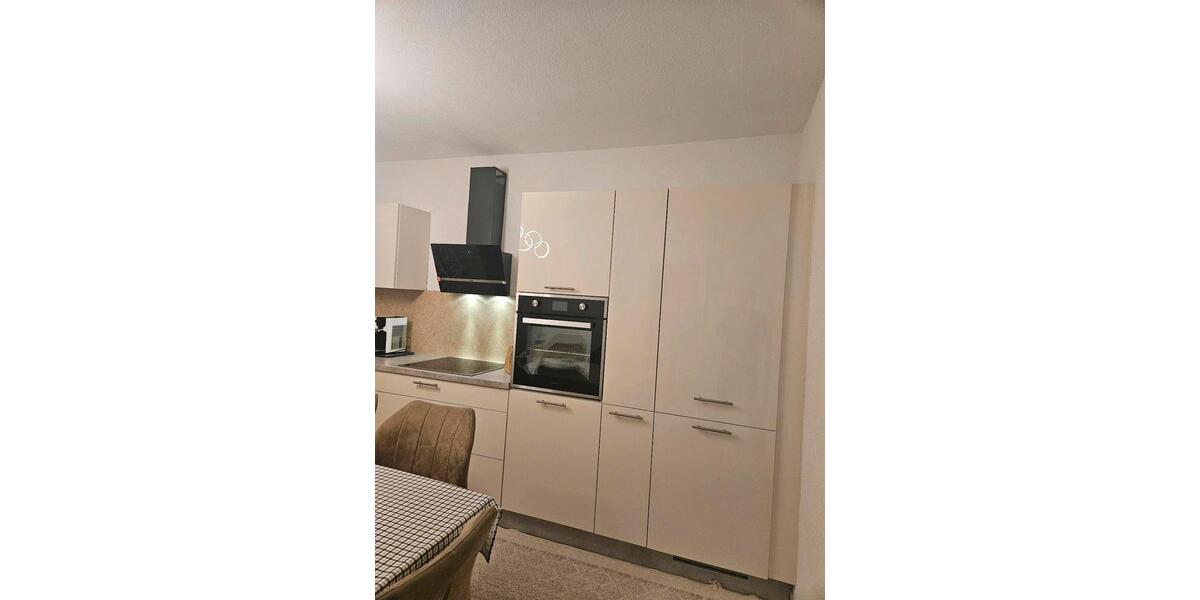 Etagenwohnung Singen (Hohentwiel) - 4 Zimmer, 115 m&sup2;, 1.400&euro; | Angebot:24756254