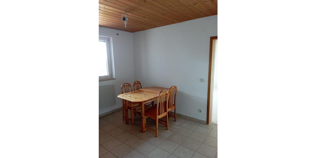 Erdgeschoßwohnung Hallstadt - 3 Zimmer, 83 m&sup2;, 880&euro; | Angebot:26491300