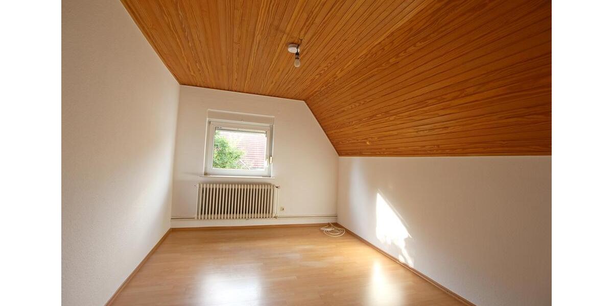 Einfamilienhaus Uplengen - 5 Zimmer, 131 m&sup2;, 850&euro; | Angebot:25546765