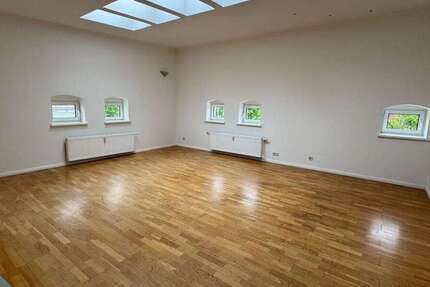 Wohnung Magdeburg Alt Olvenstedt - 5 Zimmer, 163 m&sup2;, 1.200&euro; | Angebot:26954105