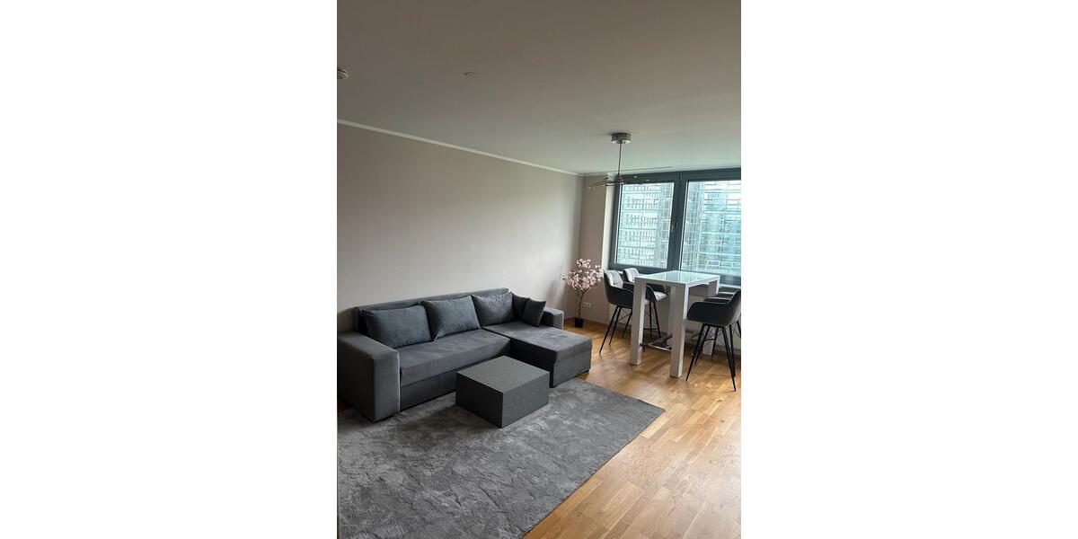 Etagenwohnung Düsseldorf Stadtbezirk 5 - 1 Zimmer, 40 m&sup2;, 1.479&euro; | Angebot:26483907