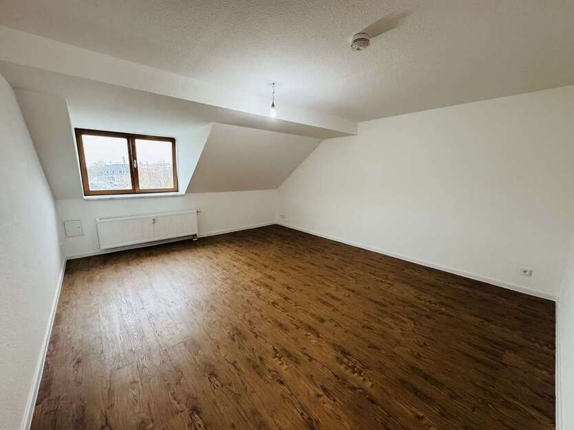 Wohnung zum Mieten in Chemnitz 543 € 98.78 m² 3 zimmer