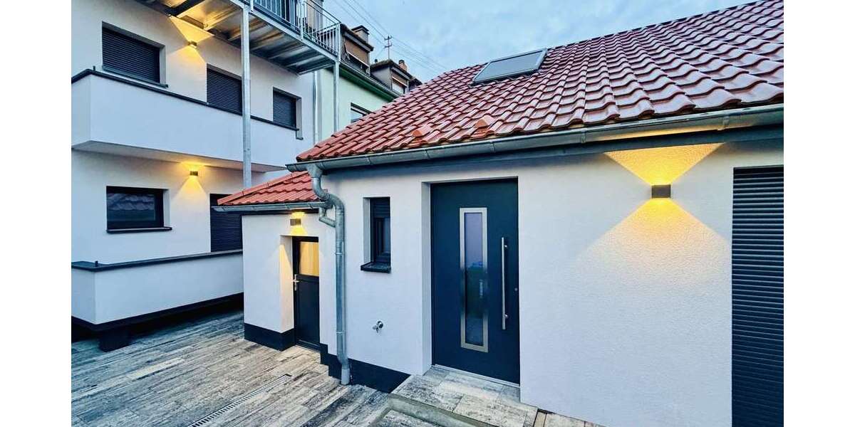 Einfamilienhaus Karlsruhe Innenstadt-Ost - 8 Zimmer, 190 m&sup2;, 8.000&euro; | Angebot:26661131