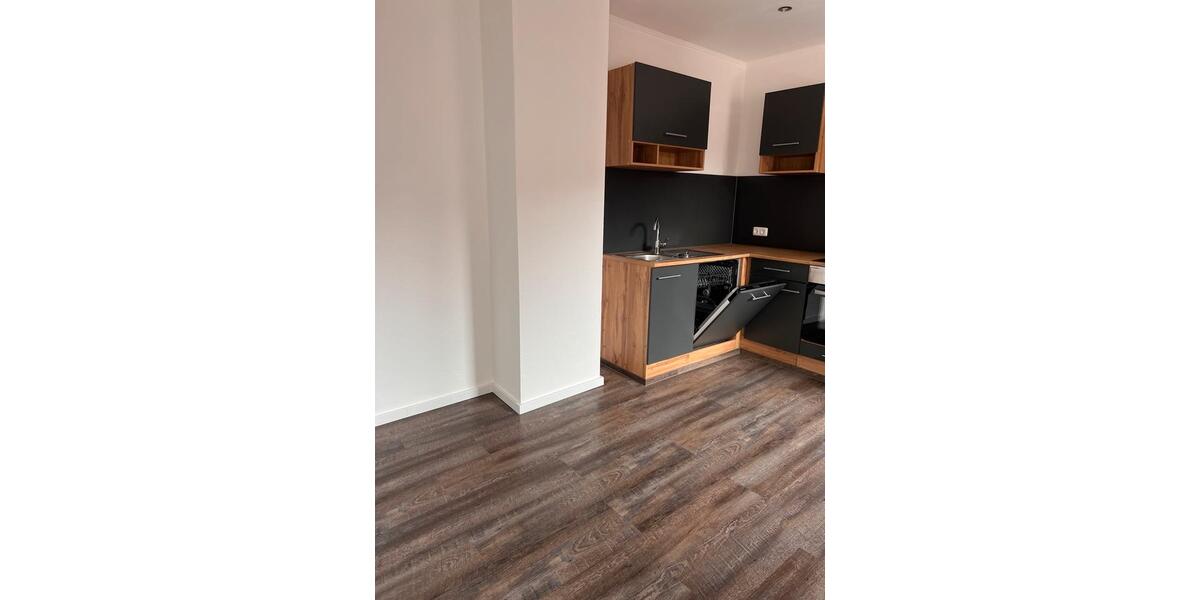 großzügige Etagenwohnung mit Dachterasse 4 zimmer