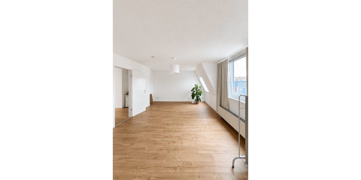 Etagenwohnung Bitterfeld-Wolfen Wolfen - 2 Zimmer, 77 m&sup2;, 510&euro; | Angebot:26957798