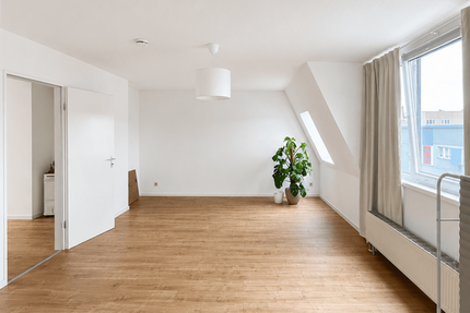 Wohnung Bitterfeld-Wolfen Wolfen - 2 Zimmer, 77 m&sup2;, 510&euro; | Angebot:26957798