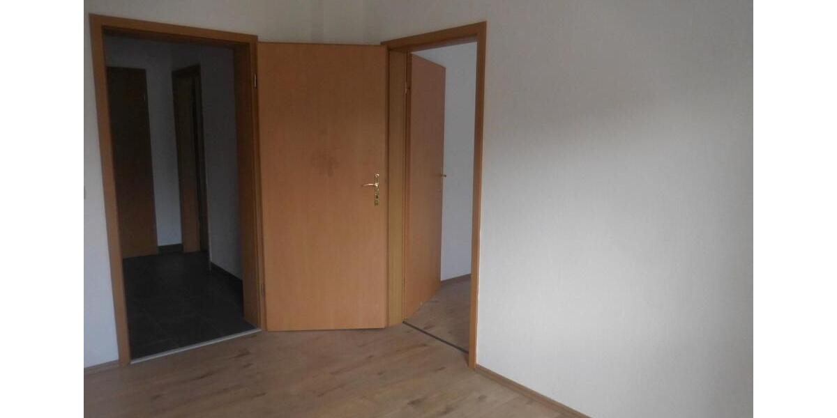 Erdgeschoßwohnung Wanzleben-Börde Börde - 3 Zimmer, 65 m&sup2;, 320&euro; | Angebot:26659791