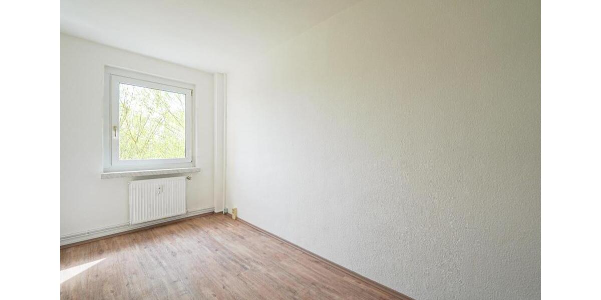Renovierte Dreiraumwohnung mit Balkon– sofort bezugsfrei! 3 zimmer