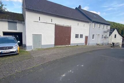 Haus Pelm - 5 Zimmer, 135 m&sup2;, 900&euro; | Angebot:25944126