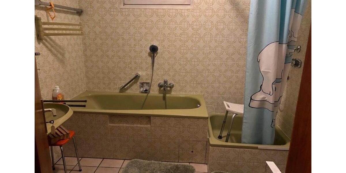 Etagenwohnung Reichshof - 2 Zimmer, 50 m&sup2;, 550&euro; | Angebot:25020309