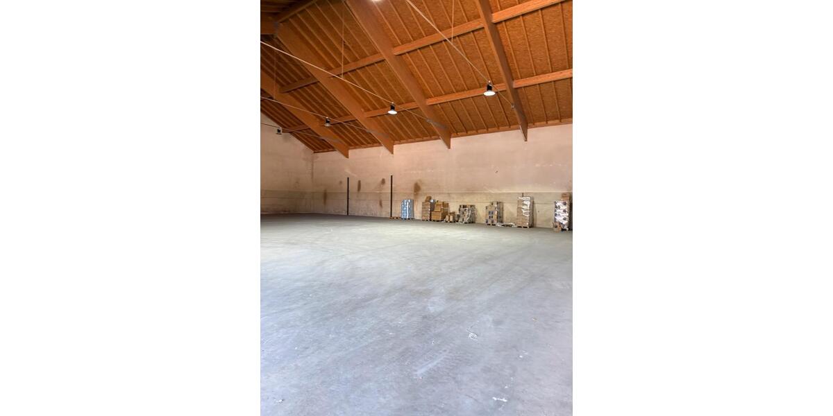 800 m2 Lager - Gewerbehalle in Leiblfing zimmer