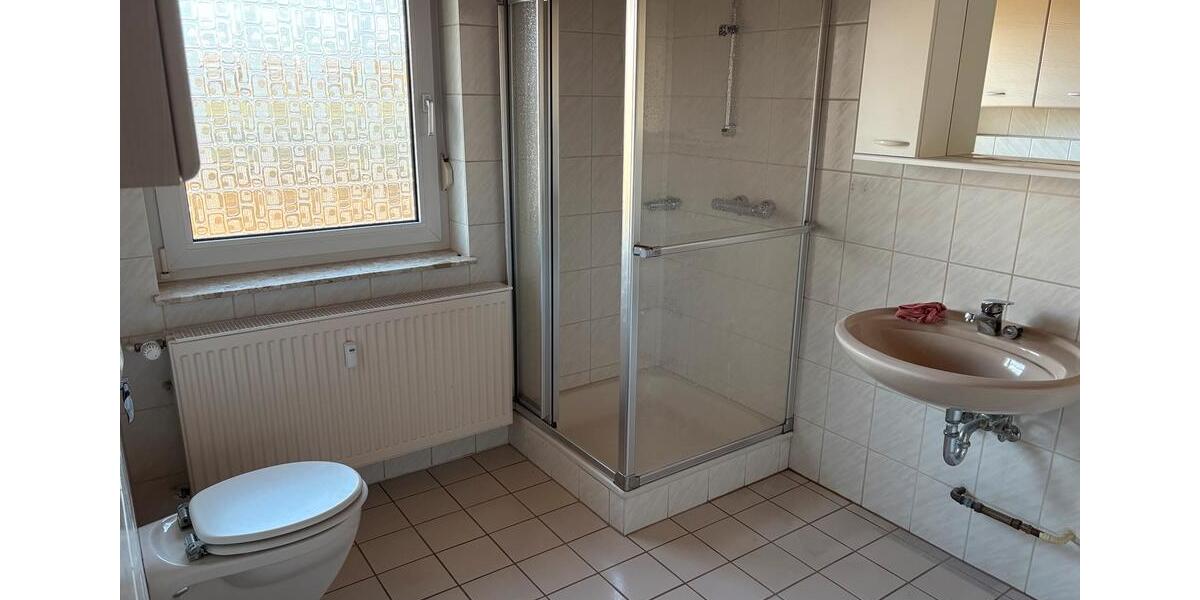 Etagenwohnung Rinteln - 4 Zimmer, 80 m&sup2;, 900&euro; | Angebot:25048477