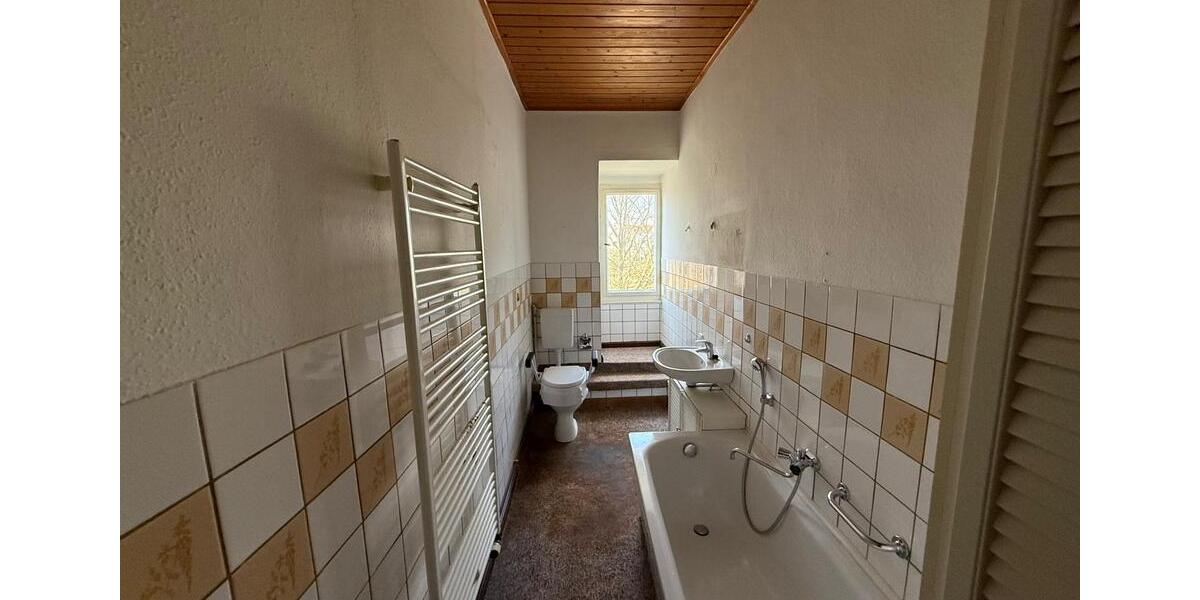 Etagenwohnung Wriezen - 3.5 Zimmer, 80 m&sup2;, 600&euro; | Angebot:26534251