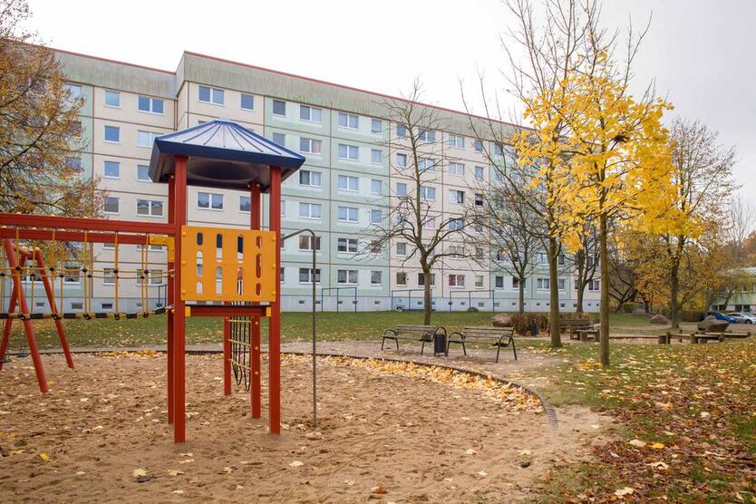 Gemütlicher Süd-Balkon in luftiger Höhe? zimmer