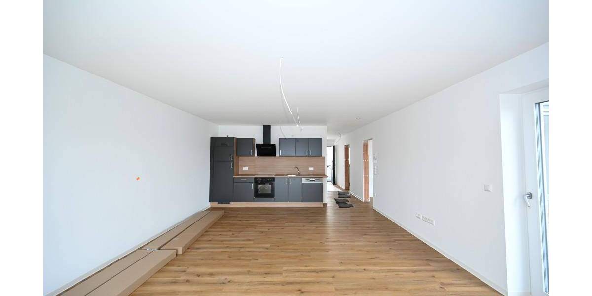 Etagenwohnung Seubersdorf - 3 Zimmer, 89 m&sup2;, 950&euro; | Angebot:26568839