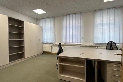 3-Zimmer-Büro optional mit Möblierung & Einbauküche in Zwickau, verkehrsgünstige Lage, zu vermieten!