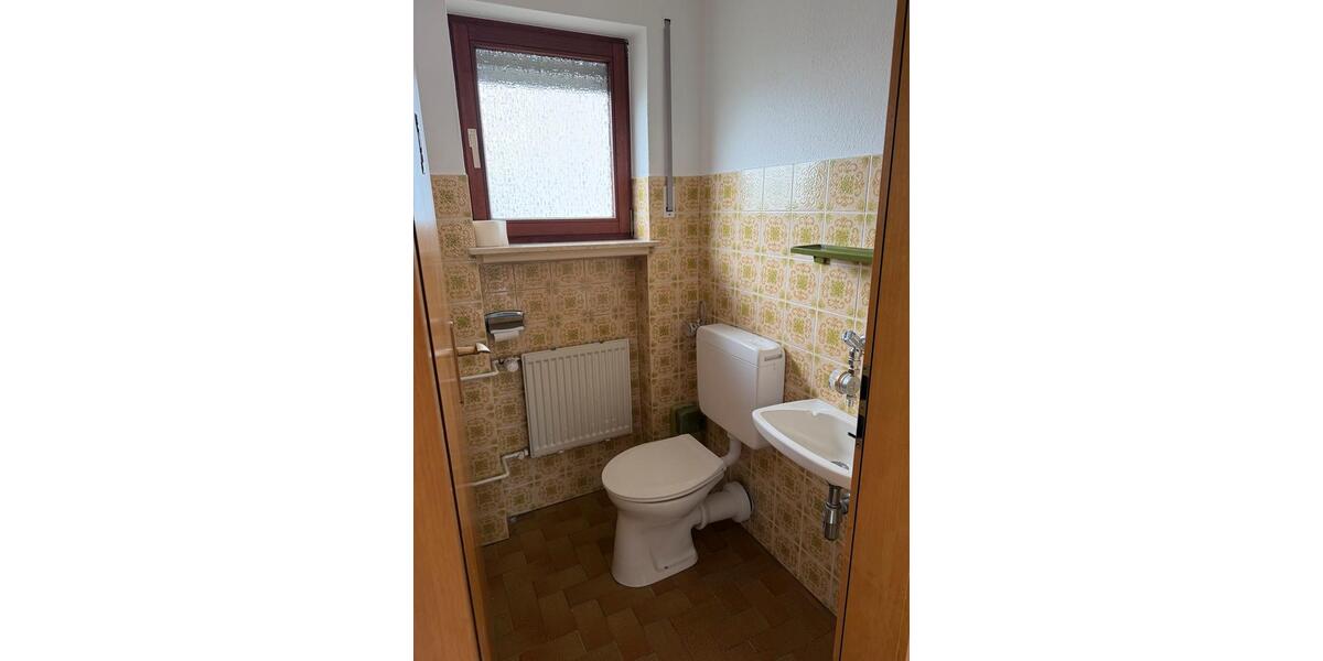 Etagenwohnung Bebra - 4 Zimmer, 102 m&sup2;, 750&euro; | Angebot:26482958