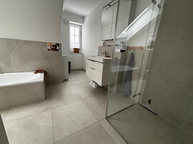 Dachgeschoßwohnung Trittau - 3 Zimmer, 87 m&sup2;, 1.310&euro; | Angebot:25319286