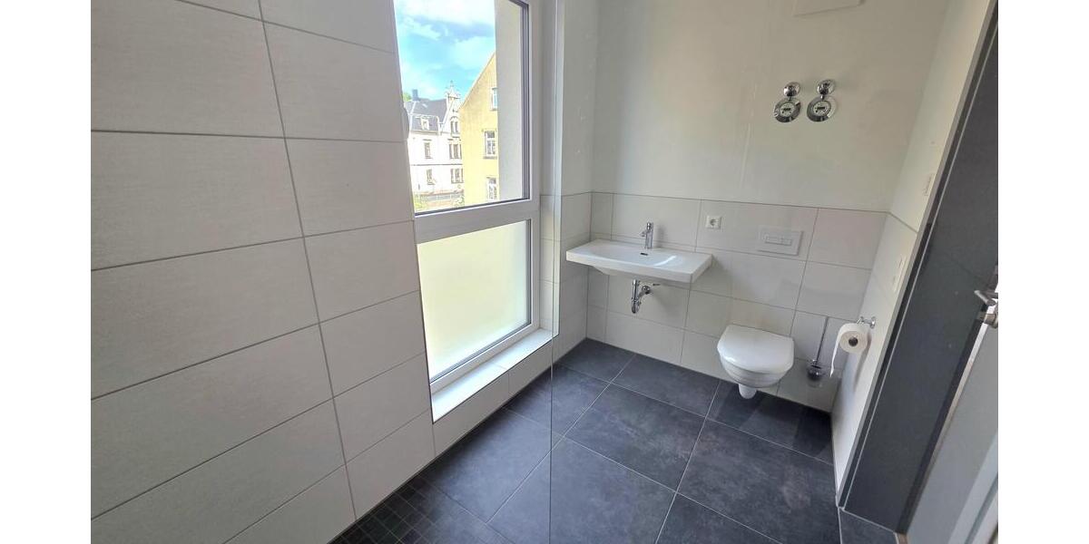 Großzügige 3-Zimmer-Wohnung mit XXL-Balkon im 1.OG -Neubau-Tiefgarage-Aufzug! - Etagenwohnung Burgstädt Burkersdorf | Angebot:26617302