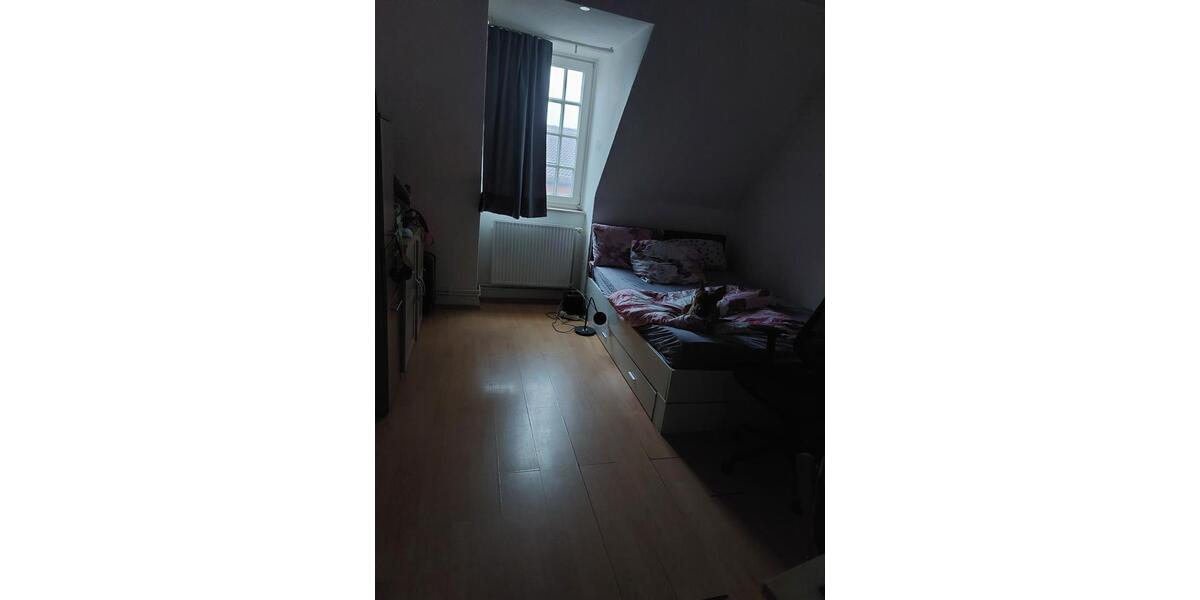 Zimmer in 3er WG, ab 01.02.26 frei, Innenstadtnah 3 zimmer