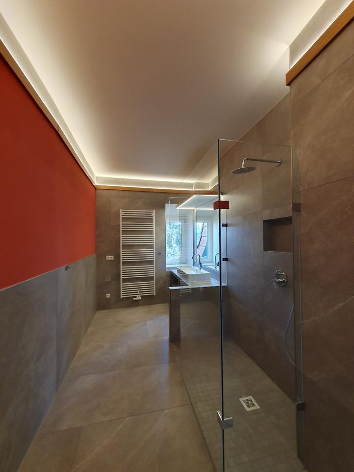 Wohnung 3 Zimmer mit Bad, mit WC, mit Balkon