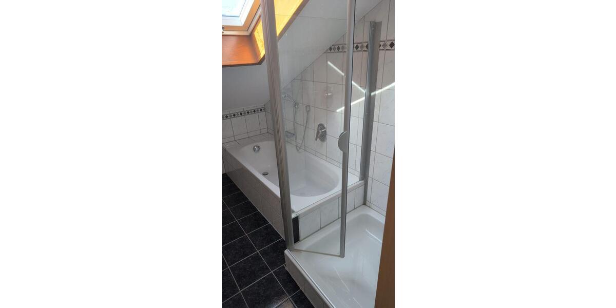Dachgeschoßwohnung Kirchberg im Wald - 2 Zimmer, 55 m&sup2;, 350&euro; | Angebot:26612642
