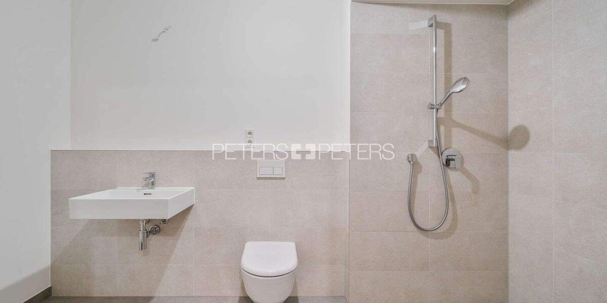 Etagenwohnung Pinneberg - 2 Zimmer, 61 m&sup2;, 1.199&euro; | Angebot:25701302